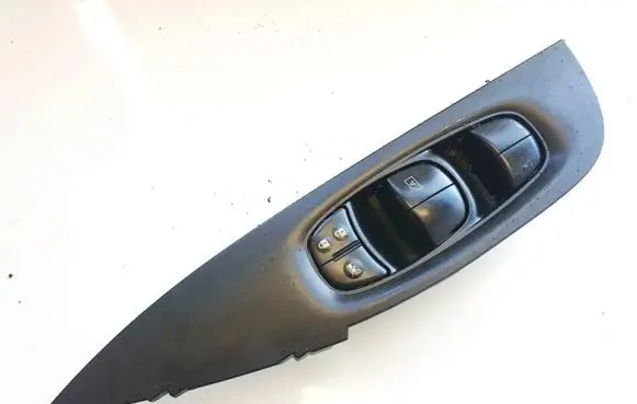 Nissan Qashqai Electric window control switch 809604ea0ax
