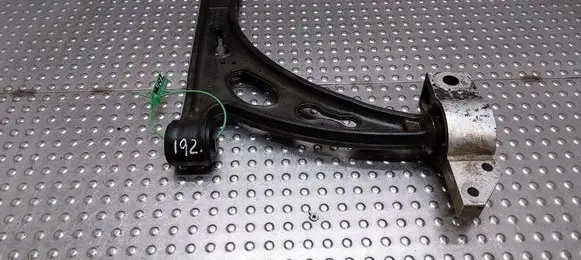 Volkswagen Golf V Front control arm 1K0407153G