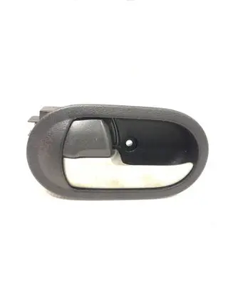 Mitsubishi Colt Front door interior handle
