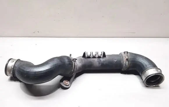 Volkswagen Caddy Intercooler hose/pipe 3C0145770B 3C0145762J