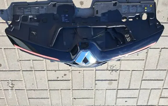 Front bumper upper radiator grill