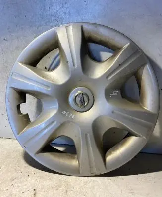 Nissan Note (E11) R16 wheel hub/cap/trim 40315