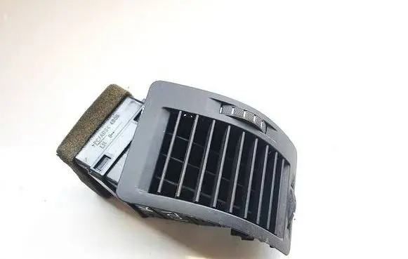 Skoda Octavia Mk2 (1Z) Dashboard side air vent grill/cover trim 1z0819701