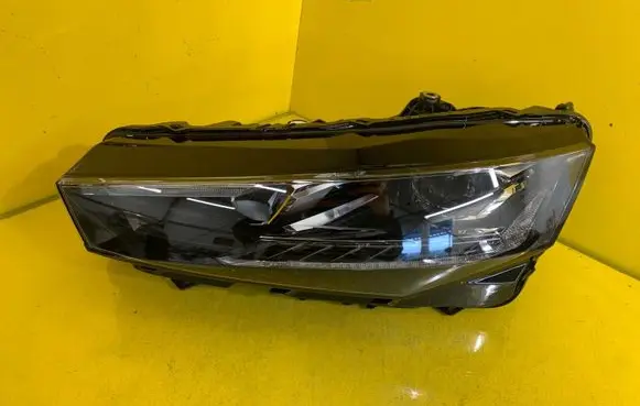 Skoda Scala Headlight/headlamp 655941015A