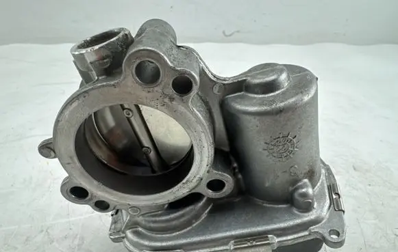 Audi A3 8Y Throttle valve 05C13302A V29090880B