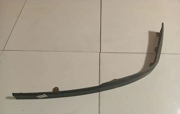 Toyota Corolla E120 E130 Front bumper splitter molding 7685102090