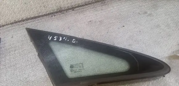 Opel Corsa D Front triangle window/glass 