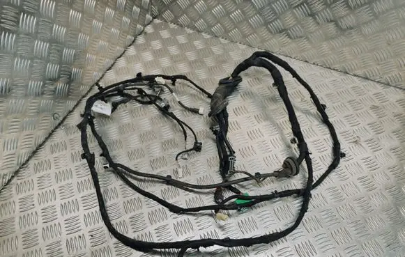 Jeep Cherokee Tailgate/trunk wiring harness P68272805AB 16238BP