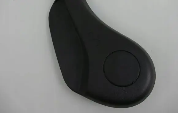 Nissan Qashqai Seat adjustment handle L0320010