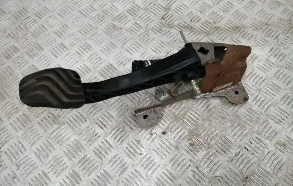Renault Espace V (RFC) Clutch pedal 465030450R