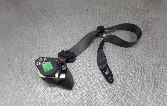 Audi A4 S4 B6 8E 8H Front seatbelt 8E0857706B