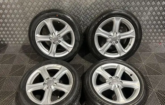 Audi A4 S4 B8 8K R17 alloy rim 8K0601025BK