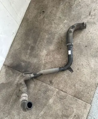 Intercooler hose/pipe