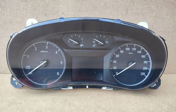 Opel Mokka X Speedometer (instrument cluster) 42483699