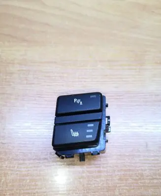 BMW 5 E60 E61 Seat heating switch 914033304