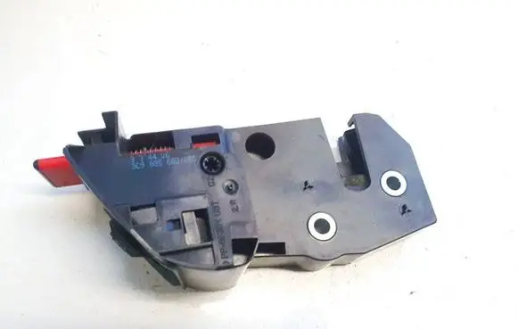 Volkswagen PASSAT B6 Seat back rest lock catch 3c9885682