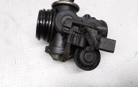 Peugeot 206 Throttle valve
