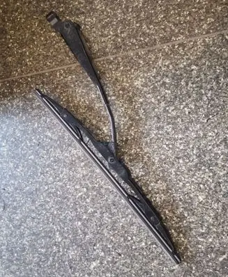 Buick Encore GX I Rear wiper blade arm