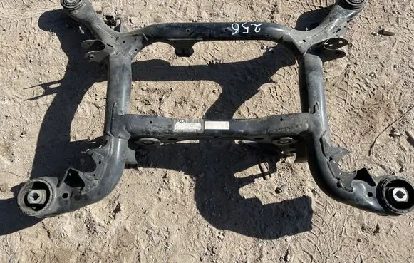 Audi Q7 4M Rear subframe 4M0500025 28102015