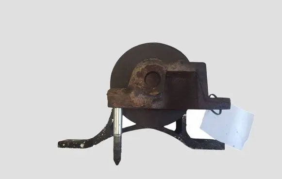 Nissan Murano Z50 Engine mount bracket