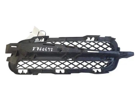 Jaguar XF X250 Front bumper lower grill 8X2315K233