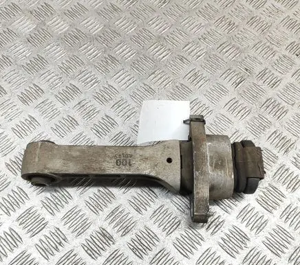 KIA Sportage Engine mount bracket 21950D9100