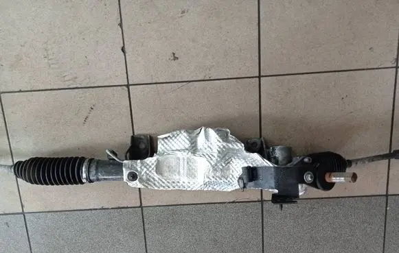 Renault Laguna II Steering rack 6820000061