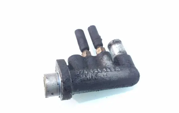 Volvo V70 Electric engine pre-heating system (optional) 074121145G