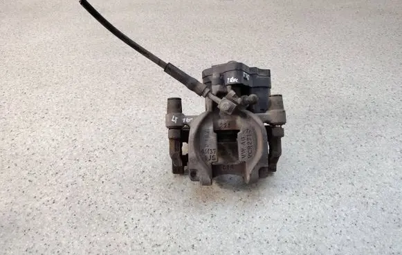 Volkswagen T-Roc Rear brake caliper 5Q0615405GPAOP321 5Q0615405GP