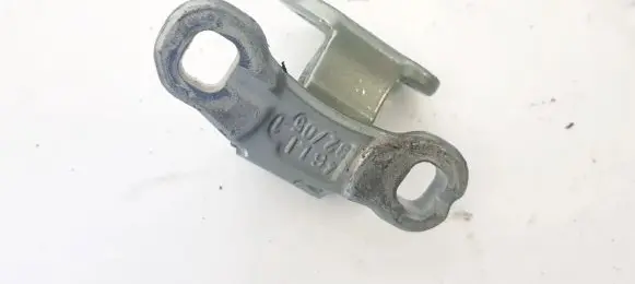 Volvo V50 Rear door lower hinge 46li