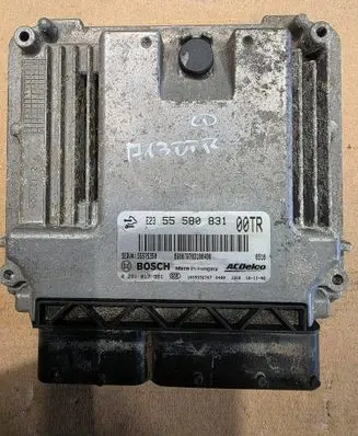 Opel Corsa D Engine control unit/module ECU 55580831 55575350