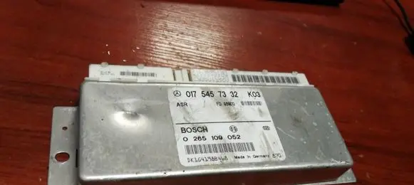 Mercedes-Benz E W210 ABS control unit/module 0175457332