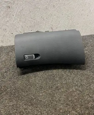 Mercedes-Benz E W213 Glove box A2136800391