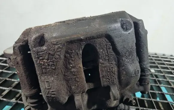 Opel Vivaro Front brake caliper IMPRK1420910