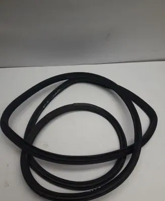 Renault Kadjar Rear door rubber seal (on body) 
