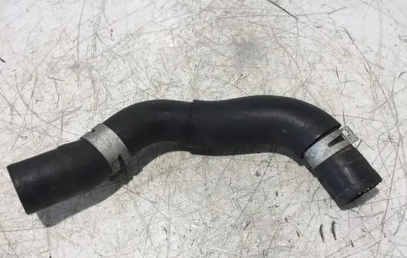 Toyota Yaris Engine coolant pipe/hose B14514277