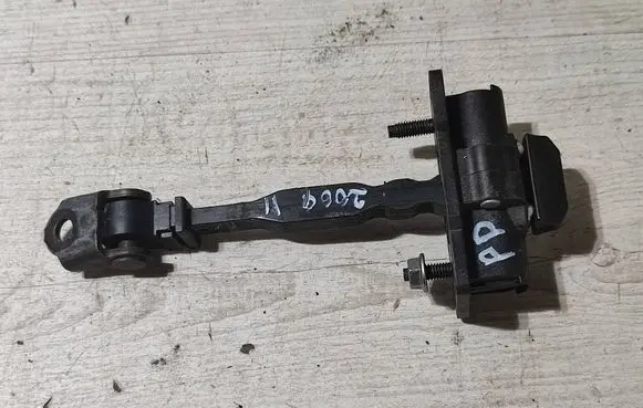 Peugeot 2008 II Front door check strap stopper 11190