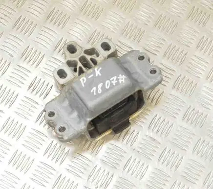 Seat Alhambra (Mk2) Engine mount bracket
