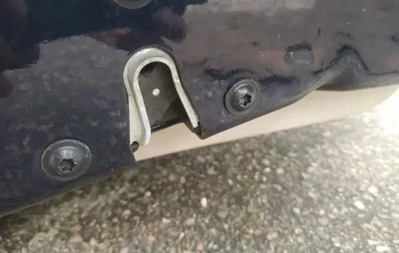 Cadillac CTS Rear door lock