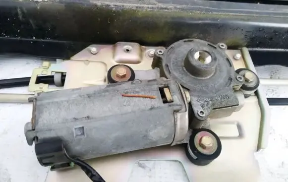 Sunroof motor/actuator
