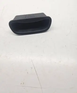 Dodge Durango III Other trunk/boot trim element 1UA33TRMAA