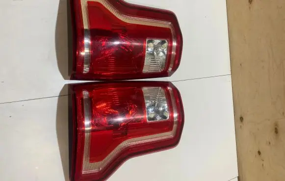 Ford F150 Rear/tail lights FL3413405A FL3413B505A 4R66AA21215BB