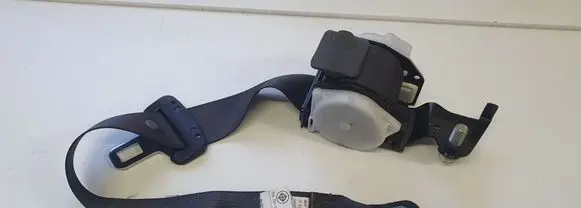 Honda Civic Rear seatbelt