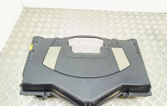 Mercedes-Benz GL X164 Air filter box A2730901001
