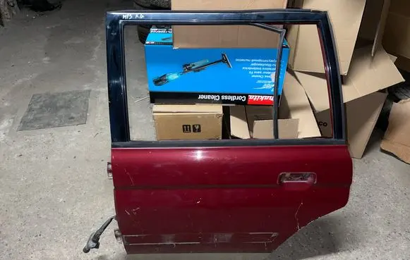 Mitsubishi Pajero Sport I Rear door