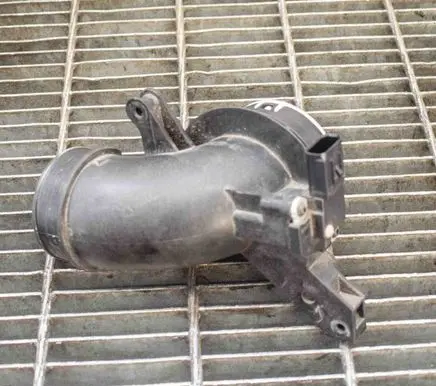 Ford Focus Mass air flow meter 7M5112B579BB