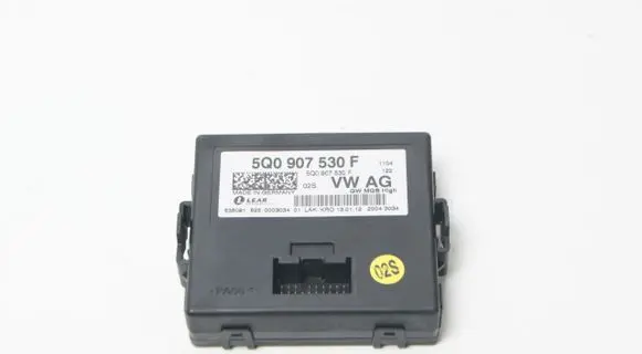 Audi A3 S3 8V Gateway control module 5Q0907530F