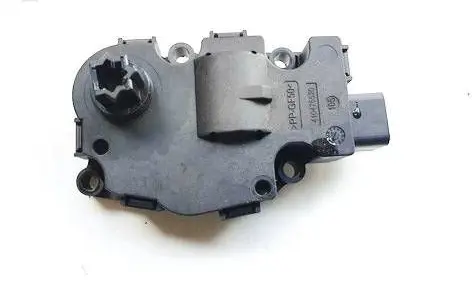 Volvo V40 Air flap motor/actuator EFB467 28102016