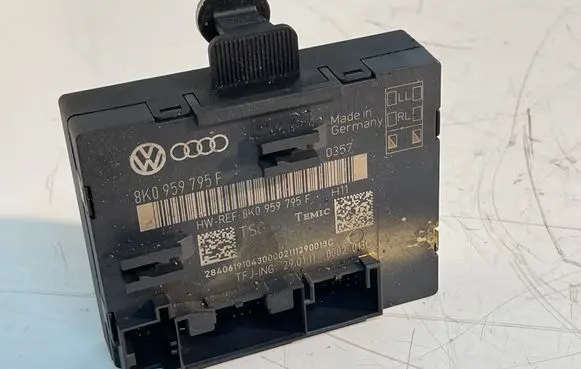 Audi A4 S4 B6 8E 8H Comfort/convenience module 8K0959795F