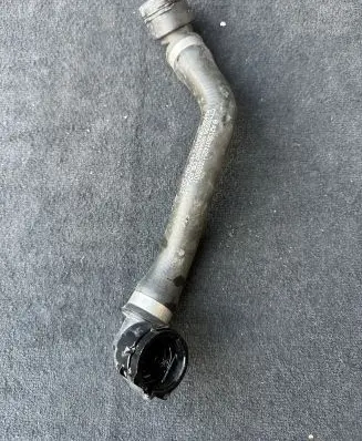 Mercedes-Benz E W213 Engine coolant pipe/hose A2135014201 18566687 CT159256